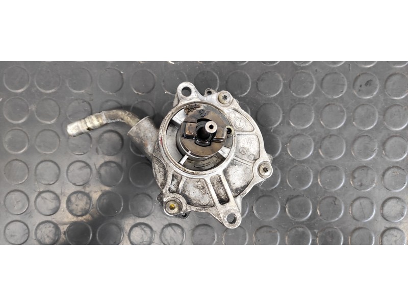 Recambio de depresor freno / bomba vacio para mercedes-benz clase c (w203) berlina 2.7 cdi 20v cat referencia OEM IAM A611230006