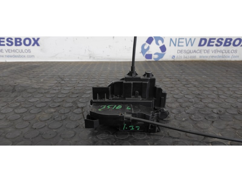 Recambio de cerradura puerta trasera izquierda para renault megane iii berlina 5 p gt-style referencia OEM IAM 825030002R  