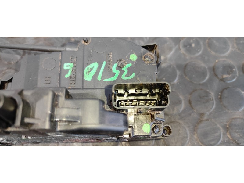 Recambio de cerradura puerta trasera izquierda para renault megane iii berlina 5 p gt-style referencia OEM IAM 825030002R  