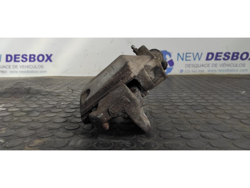 Recambio de pinza de freno delantera derecha para ford tourneo connect (tc7) 1.8 tdci cat referencia OEM IAM 578D2  