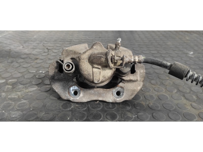 Recambio de pinza de freno delantera derecha para ford tourneo connect (tc7) 1.8 tdci cat referencia OEM IAM 578D2  