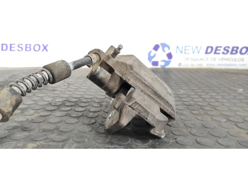 Recambio de pinza de freno delantera derecha para ford tourneo connect (tc7) 1.8 tdci cat referencia OEM IAM 578D2  