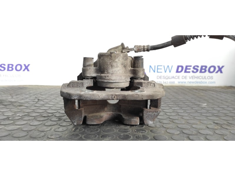 Recambio de pinza de freno delantera derecha para ford tourneo connect (tc7) 1.8 tdci cat referencia OEM IAM 578D2  