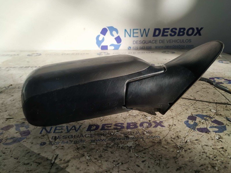 Recambio de retrovisor derecho para nissan primera berl./familiar (p10/w10) 2.0 diesel referencia OEM IAM 4004106RH  