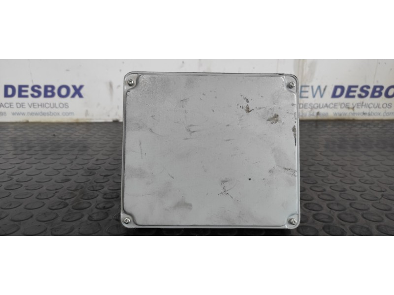 Recambio de centralita motor uce para toyota corolla verso (r1) 2.0 turbodiesel cat referencia OEM IAM 896610F010  