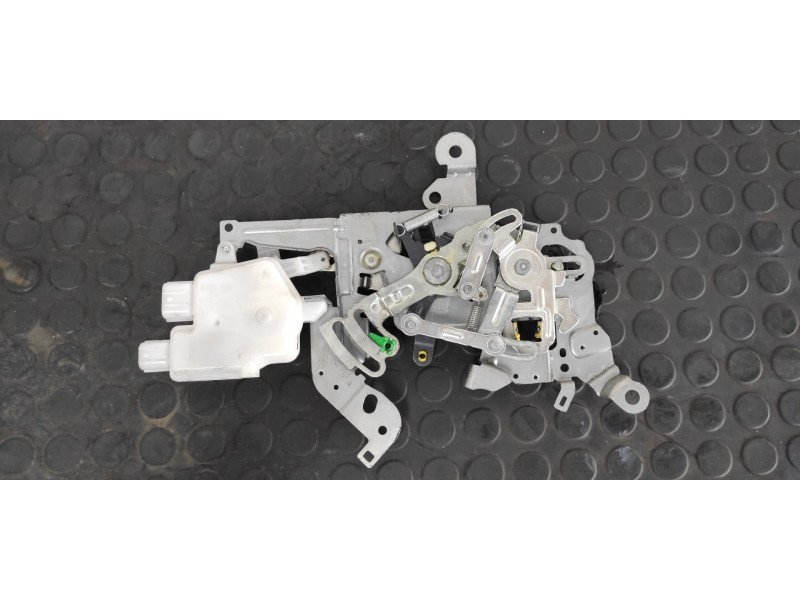 Recambio de cerradura corredera derecha para mazda 5 berl. (cr) 1.8 active referencia OEM IAM   