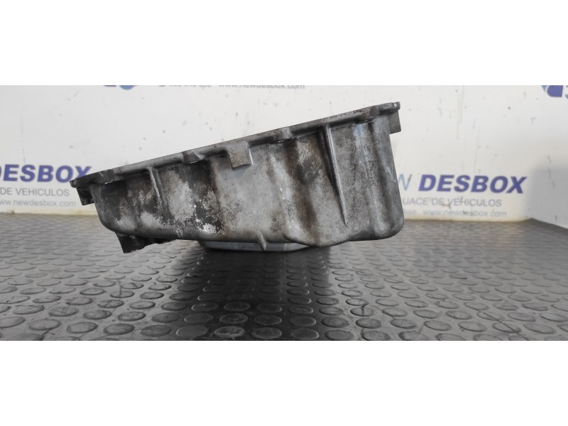 Recambio de carter para mercedes-benz clase c (w203) berlina 2.7 cdi 20v cat referencia OEM IAM R6470140102  