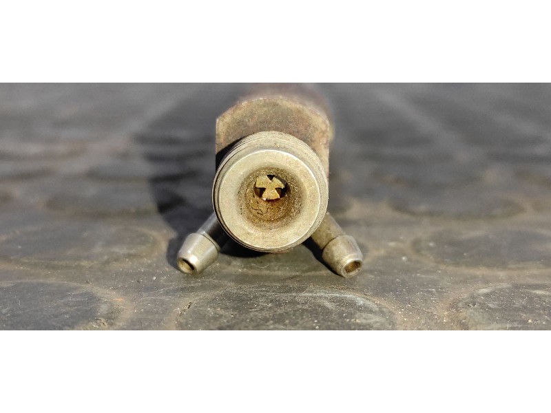 Recambio de inyector para seat cordoba berlina (6k2) 1.9 tdi referencia OEM IAM 028130201G  