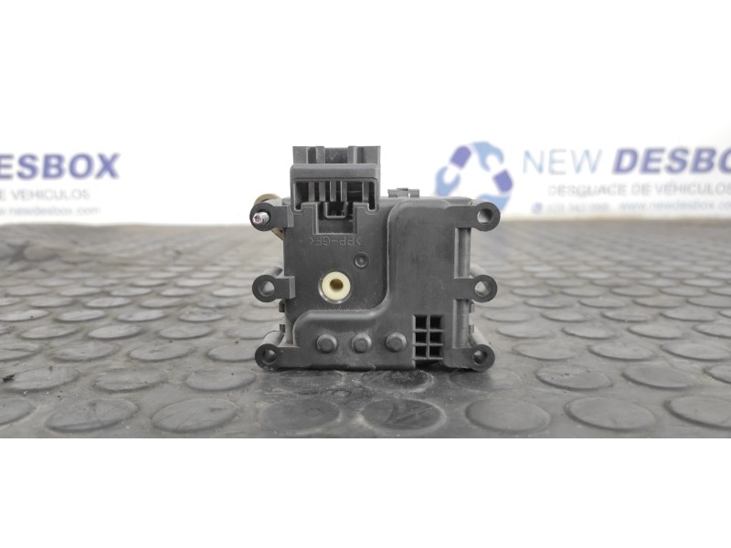 Recambio de motor apertura trampillas climatizador para mazda 5 berl. (cr) 1.8 active referencia OEM IAM 7616F  