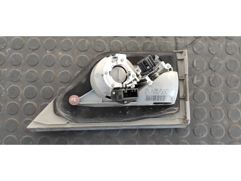 Recambio de piloto porton derecho para bmw x3 (e83) 2.0 16v diesel cat referencia OEM IAM 63213418444  