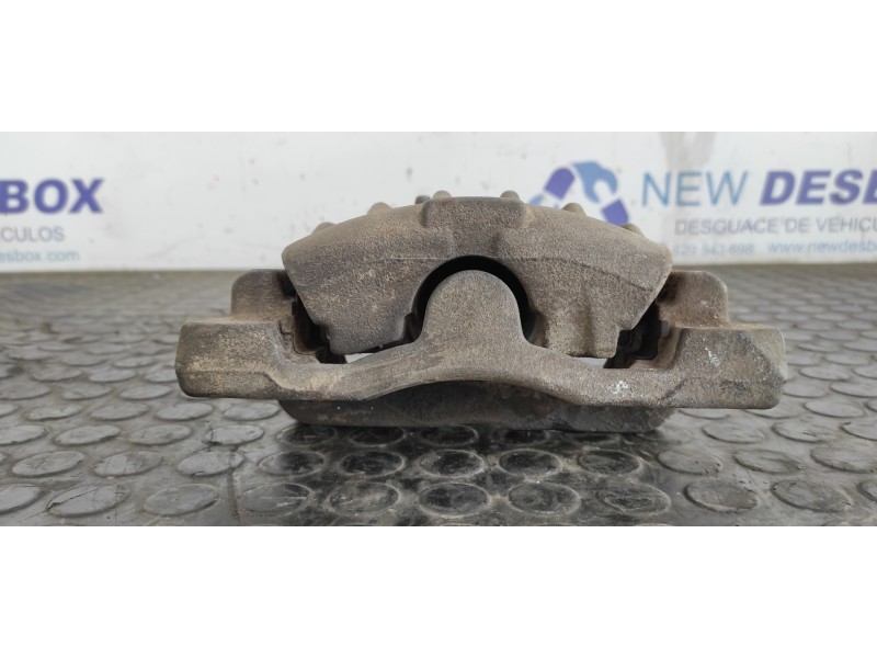 Recambio de pinza de freno delantera derecha para land rover freelander (ln) 2.0 turbodiesel referencia OEM IAM 8F04  