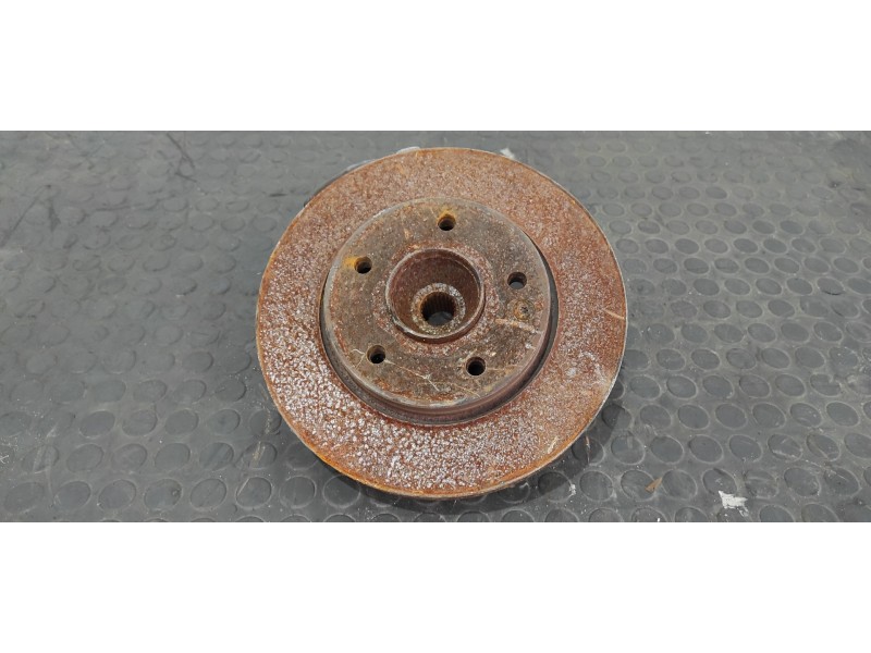 Recambio de mangueta delantera izquierda para mercedes-benz clase a (w168) 170 cdi (168.008) referencia OEM IAM 6814126  