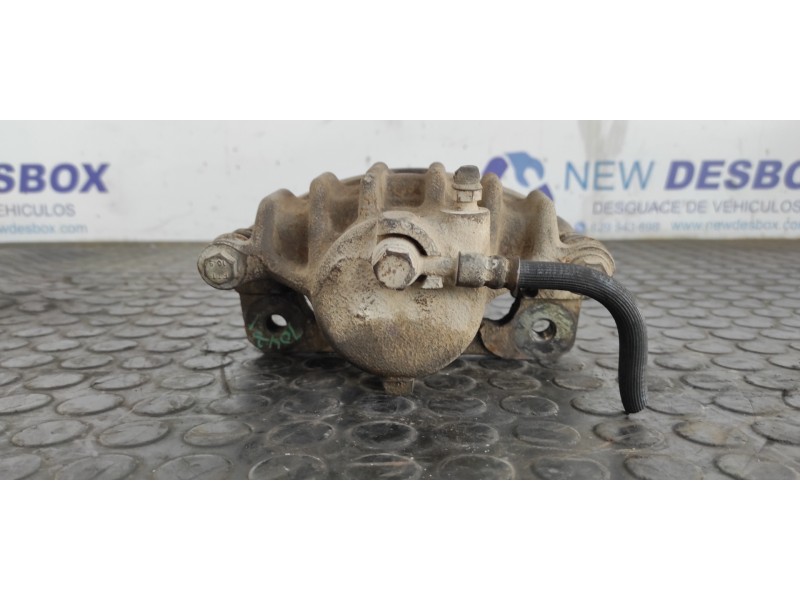 Recambio de pinza de freno delantera derecha para land rover freelander (ln) 2.0 turbodiesel referencia OEM IAM 8F04  