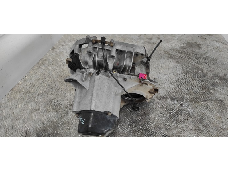 Recambio de caja cambios para renault rapid/express (f40) 1.4 básico familiar cat (f407) referencia OEM IAM JB1023  