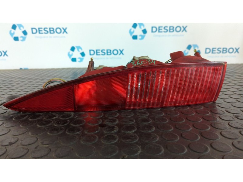 Recambio de piloto trasero izquierdo para citroen c5 break 2.2 hdi sx automático referencia OEM IAM 2549  