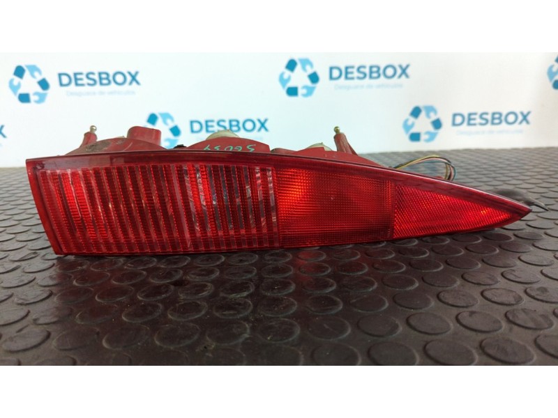 Recambio de piloto trasero derecho para citroen c5 break 2.2 hdi sx automático referencia OEM IAM 2549  