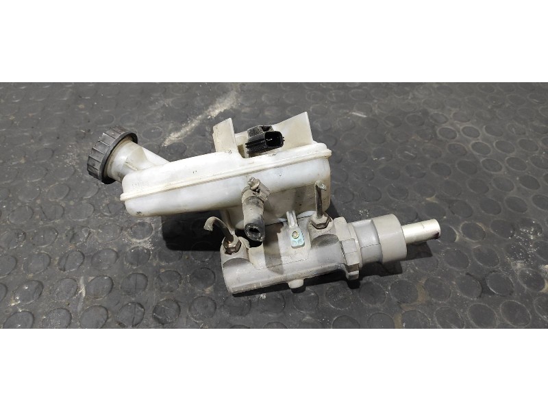 Recambio de bomba freno para ford transit mod.2000 caja abierta 2.0 tde cat referencia OEM IAM 221313  