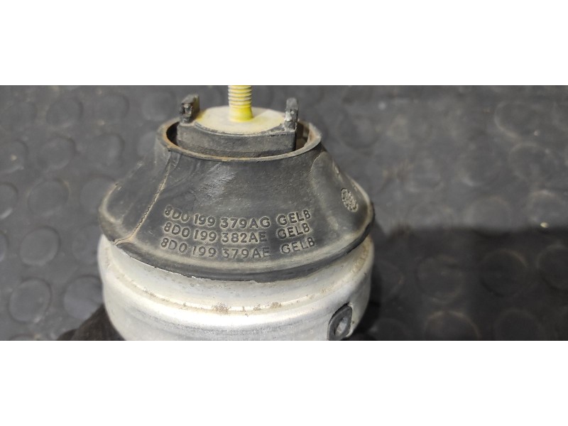 Recambio de soporte motor derecho para volkswagen passat berlina (3b3) 1.9 tdi referencia OEM IAM 8D0199379AG  