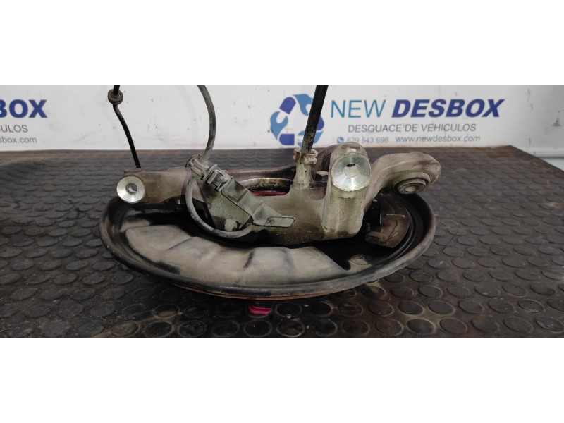 Recambio de mangueta trasera izquierda para mercedes-benz clase c (w204) berlina 2.2 cdi cat referencia OEM IAM   