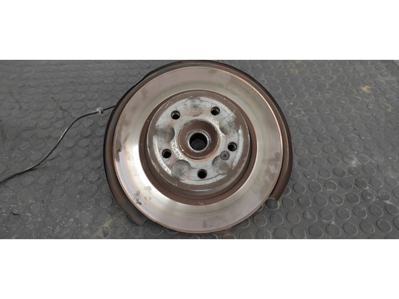 Recambio de mangueta trasera izquierda para mercedes-benz clase c (w204) berlina 2.2 cdi cat referencia OEM IAM   