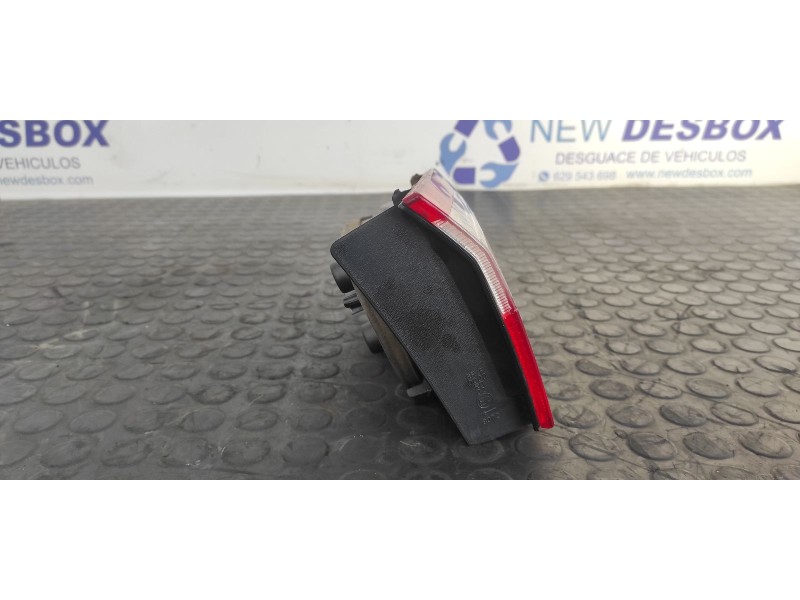 Recambio de piloto porton izquierdo para renault laguna ii (bg0) 1.9 dci diesel referencia OEM IAM 8200002475  