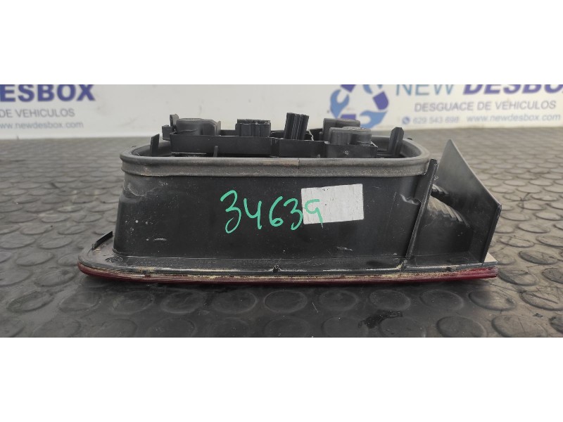Recambio de piloto porton izquierdo para renault laguna ii (bg0) 1.9 dci diesel referencia OEM IAM 8200002475  