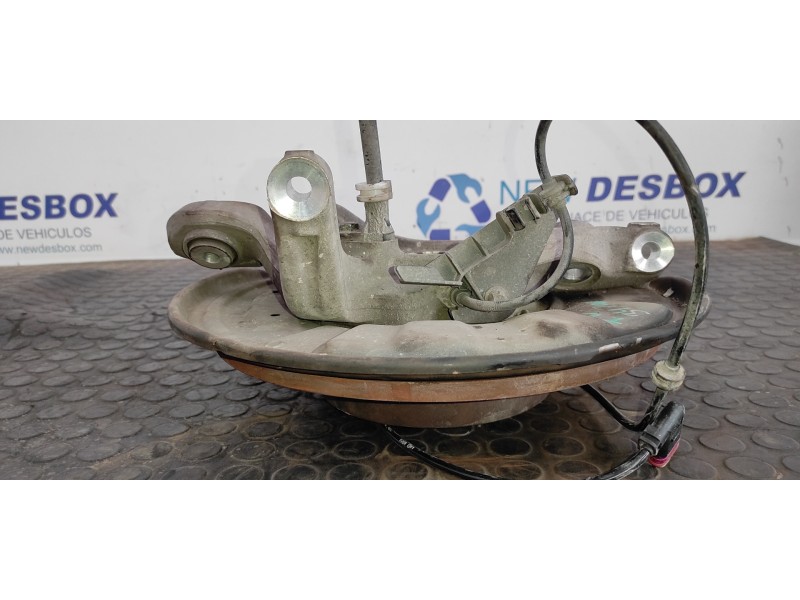Recambio de mangueta trasera derecha para mercedes-benz clase c (w204) berlina 2.2 cdi cat referencia OEM IAM   