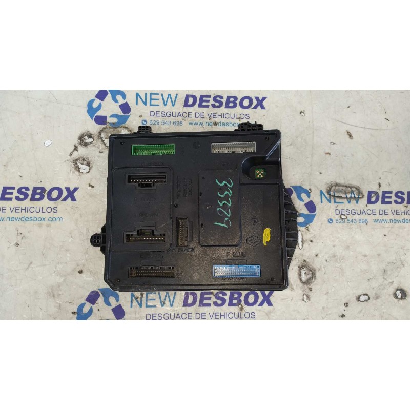 Recambio de caja reles / fusibles para renault fluence dynamique referencia OEM IAM 284B14592R  