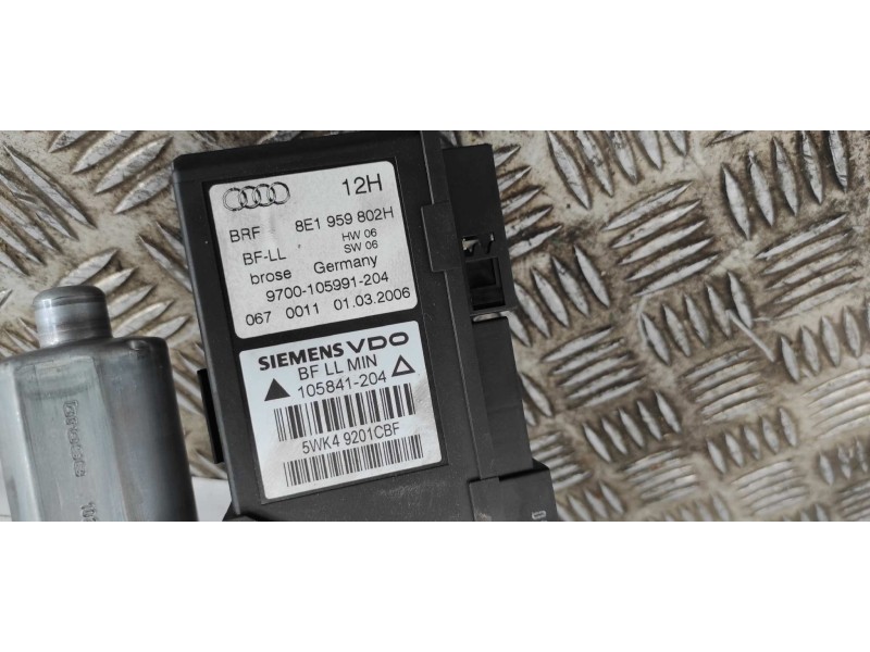 Recambio de elevalunas delantero derecho para audi a4 avant (8e) 2.0 tdi quattro (dpf) referencia OEM IAM 8E0837462B  