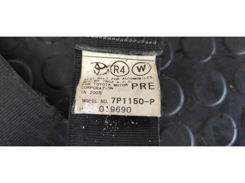 Recambio de cinturon delantero derecho para toyota corolla verso (r1) 2.0 turbodiesel cat referencia OEM IAM 7P1150P  