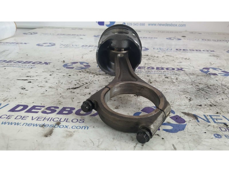 Recambio de piston para land rover range rover sport 3.0 sd v6 cat referencia OEM IAM H268X  