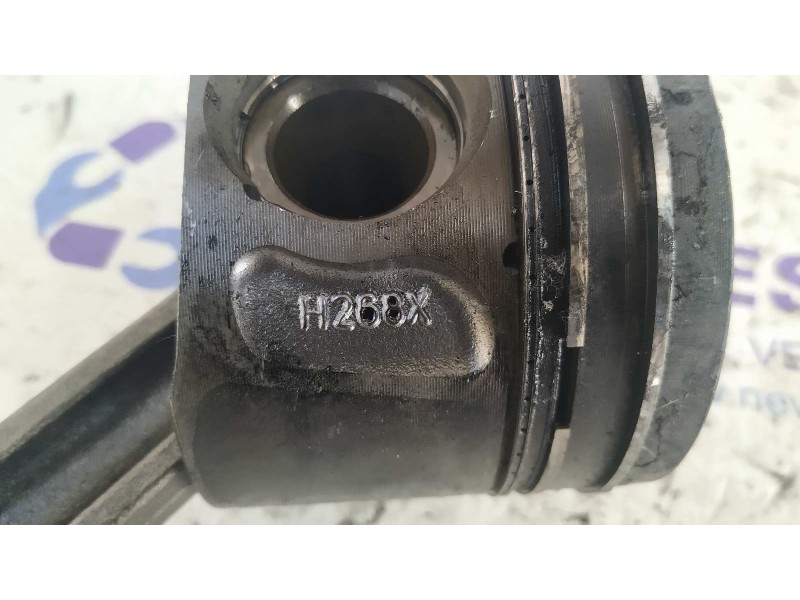 Recambio de piston para land rover range rover sport 3.0 sd v6 cat referencia OEM IAM H268X  