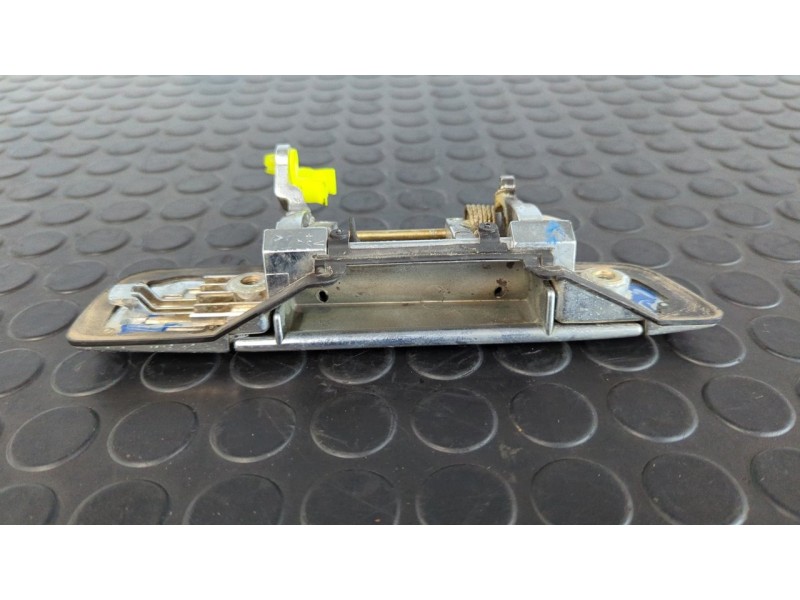 Recambio de maneta trasera izquierda para mitsubishi montero pinin (h60/h70) 2000 gdi (5-ptas.) referencia OEM IAM MR435961  