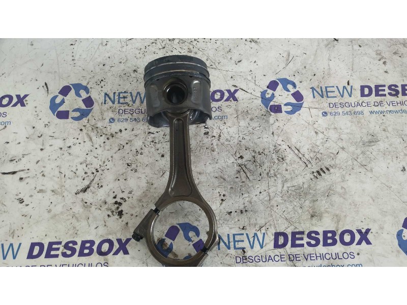 Recambio de piston para land rover range rover sport 3.0 sd v6 cat referencia OEM IAM H268X  