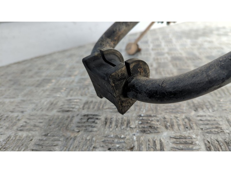 Recambio de barra estabilizadora trasera para mitsubishi montero (v80/v90) 3.2 di-d intense (3-ptas.) referencia OEM IAM   