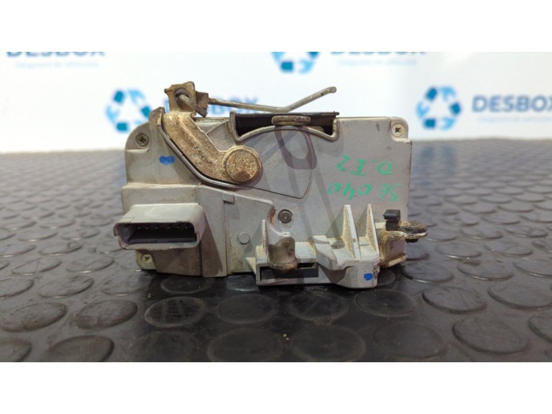 Recambio de cerradura puerta delantera izquierda para peugeot 306 berlina 3/4/5 puertas (s2) boulebard referencia OEM IAM   