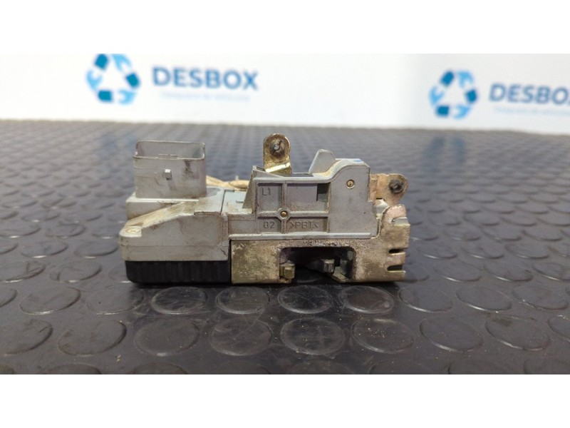 Recambio de cerradura puerta delantera izquierda para peugeot 306 berlina 3/4/5 puertas (s2) boulebard referencia OEM IAM   