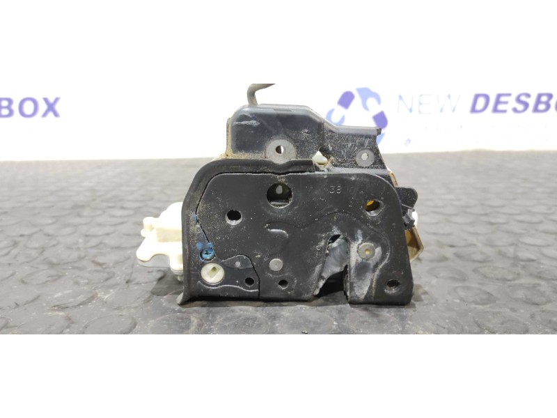 Recambio de cerradura puerta delantera derecha para audi a3 sportback (8p) 2.0 tdi referencia OEM IAM 4F0837016  