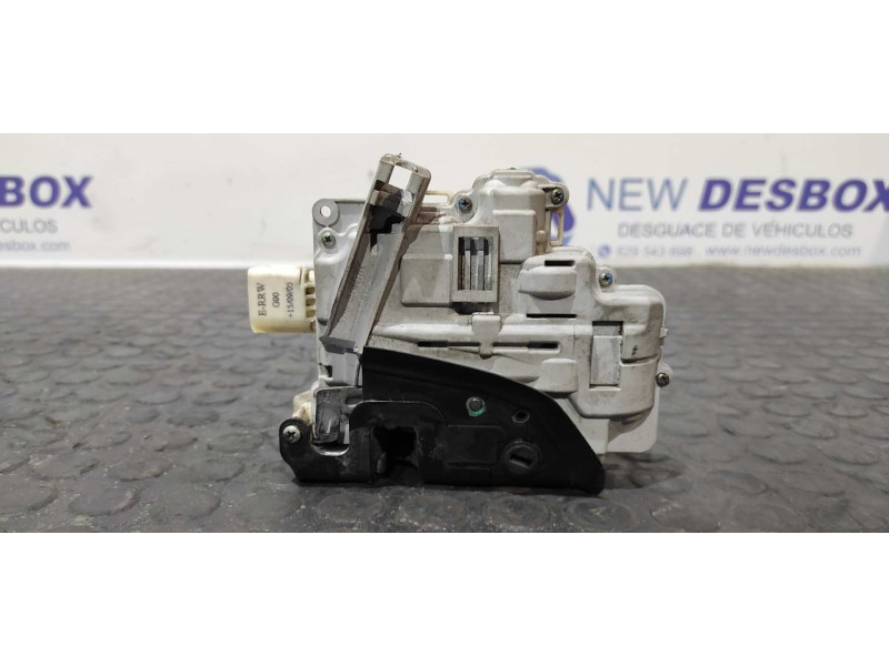 Recambio de cerradura puerta trasera derecha para audi a3 sportback (8p) 2.0 tdi referencia OEM IAM 4F0839016  