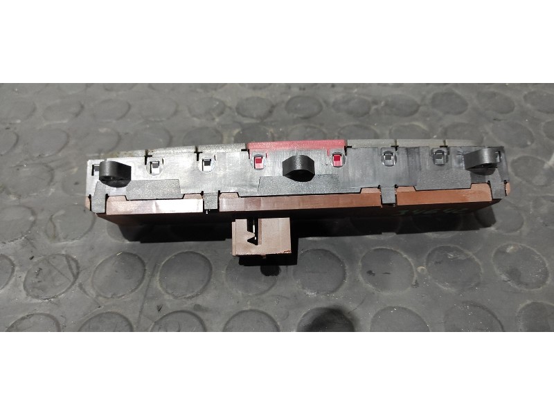Recambio de warning para peugeot boxer caja abierta (bat. 4035)(333/335)(2007 =>) hdi (335) referencia OEM IAM B569  