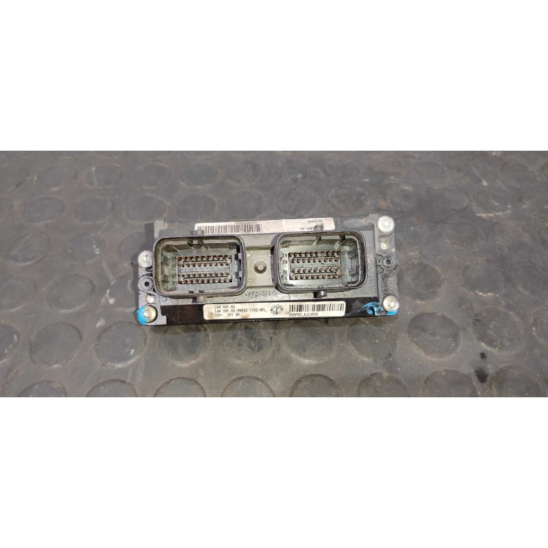 Recambio de centralita motor uce para fiat punto berlina (188) 1.2 cat referencia OEM IAM 46760606  