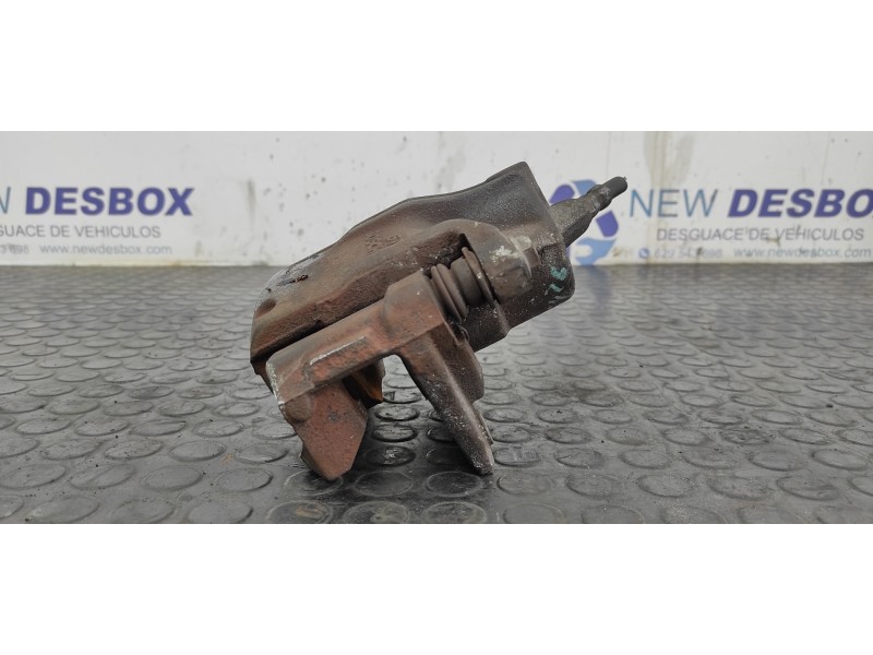 Recambio de pinza de freno delantera derecha para ford mondeo berlina (ge) ambiente plus referencia OEM IAM A0204Y01129  