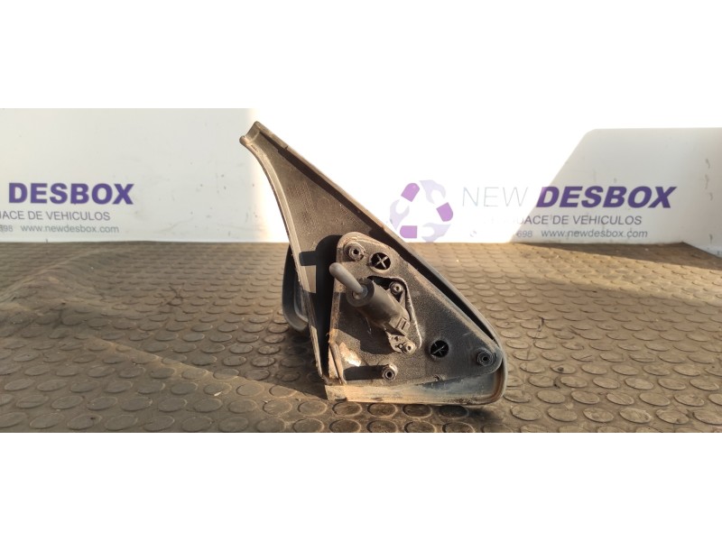 Recambio de retrovisor izquierdo para renault clio ii fase i (b/cbo) 1.2 referencia OEM IAM 018011  