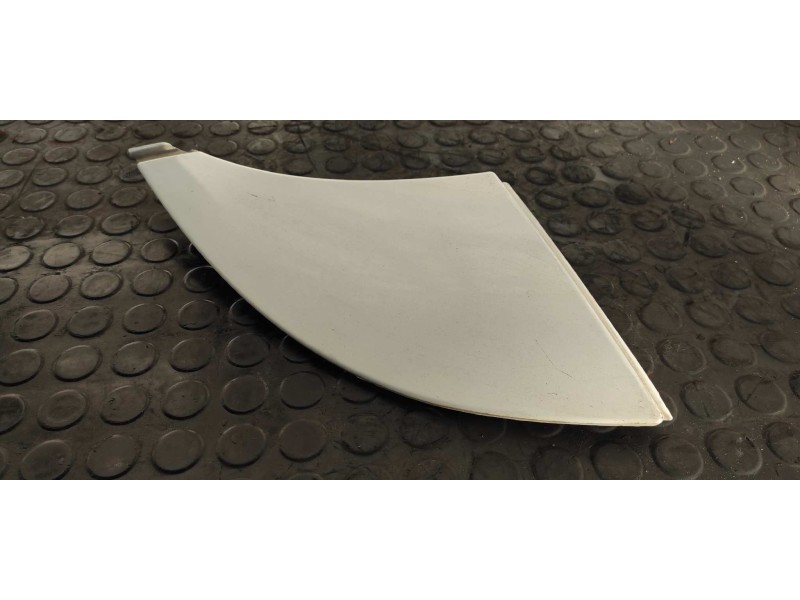 Recambio de moldura para peugeot boxer caja abierta (bat. 4035)(333/335)(2007 =>) hdi (335) referencia OEM IAM 1306530070  