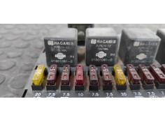 Recambio de caja reles / fusibles para nissan l-35 095 referencia OEM IAM    2
