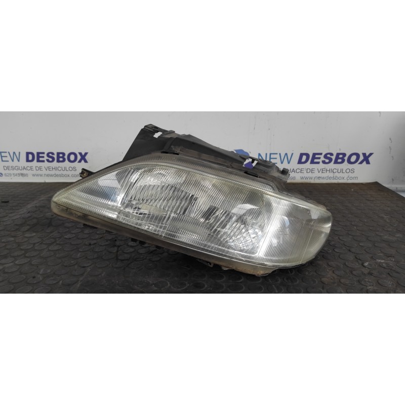 Recambio de faro izquierdo para citroen xsara berlina 2.0 hdi 66kw premier referencia OEM IAM 9637020180  