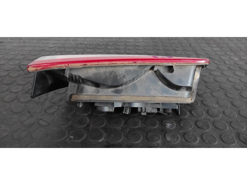 Recambio de piloto porton derecho para renault laguna ii (bg0) 1.9 dci diesel referencia OEM IAM 8200002476  