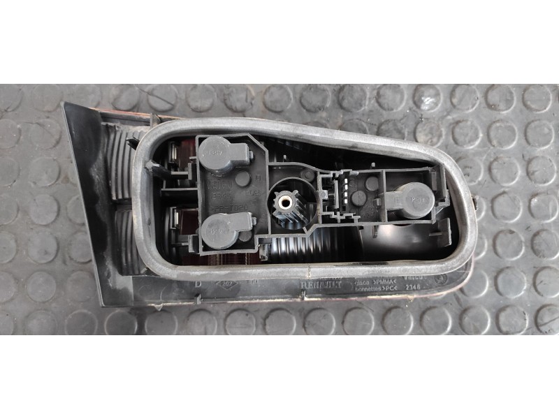 Recambio de piloto porton derecho para renault laguna ii (bg0) 1.9 dci diesel referencia OEM IAM 8200002476  