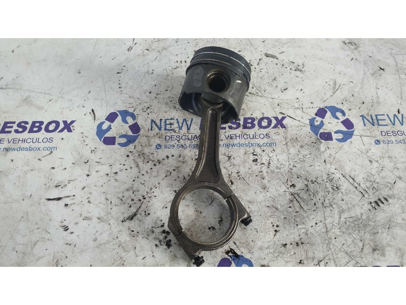 Recambio de piston para land rover range rover sport 3.0 sd v6 cat referencia OEM IAM H268X  