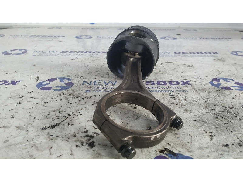 Recambio de piston para land rover range rover sport 3.0 sd v6 cat referencia OEM IAM H268X  